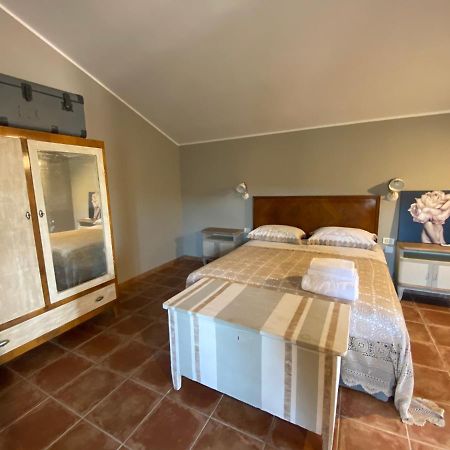 Casale Cialifone Villa Alanno Exterior photo
