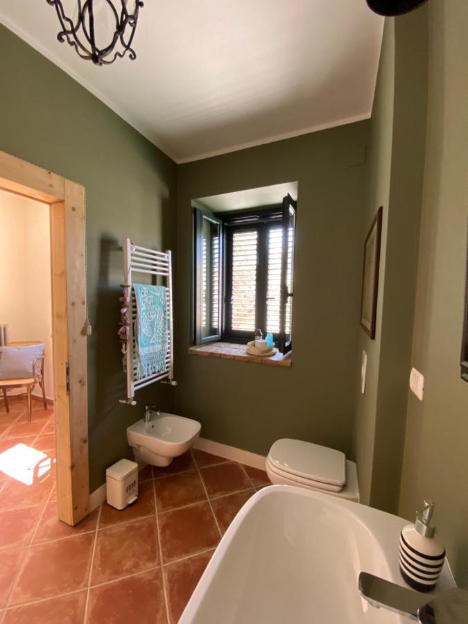 Casale Cialifone Villa Alanno Exterior photo