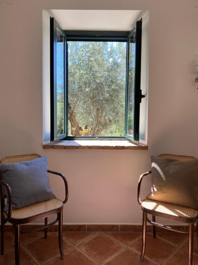 Casale Cialifone Villa Alanno Exterior photo